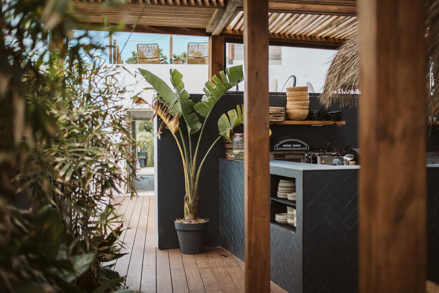 פניש The Salty Pelican Yoga & Surf Retreat מראה חיצוני תמונה